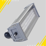LED светильник с линзованной оптикой уличный для магистрального освещения Комлед OPTIMA-S-R-055-125-50 гар.5 лет